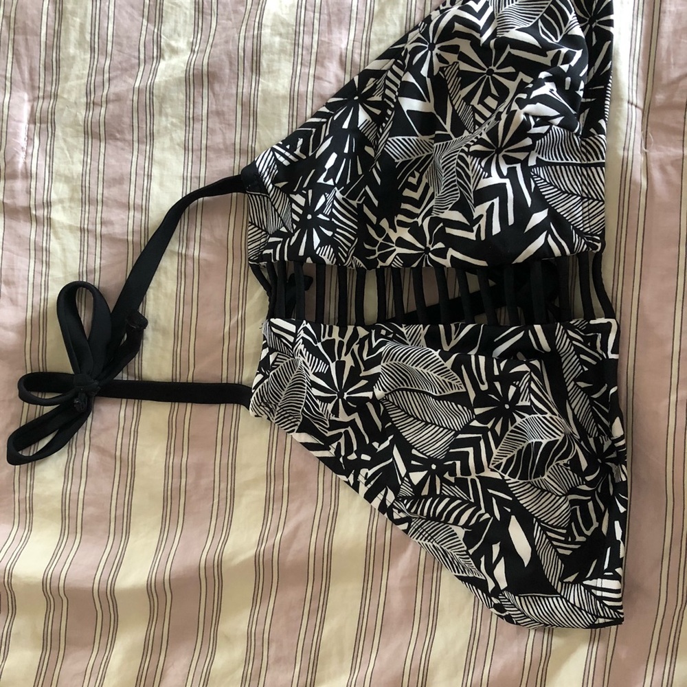 Bathing suit top